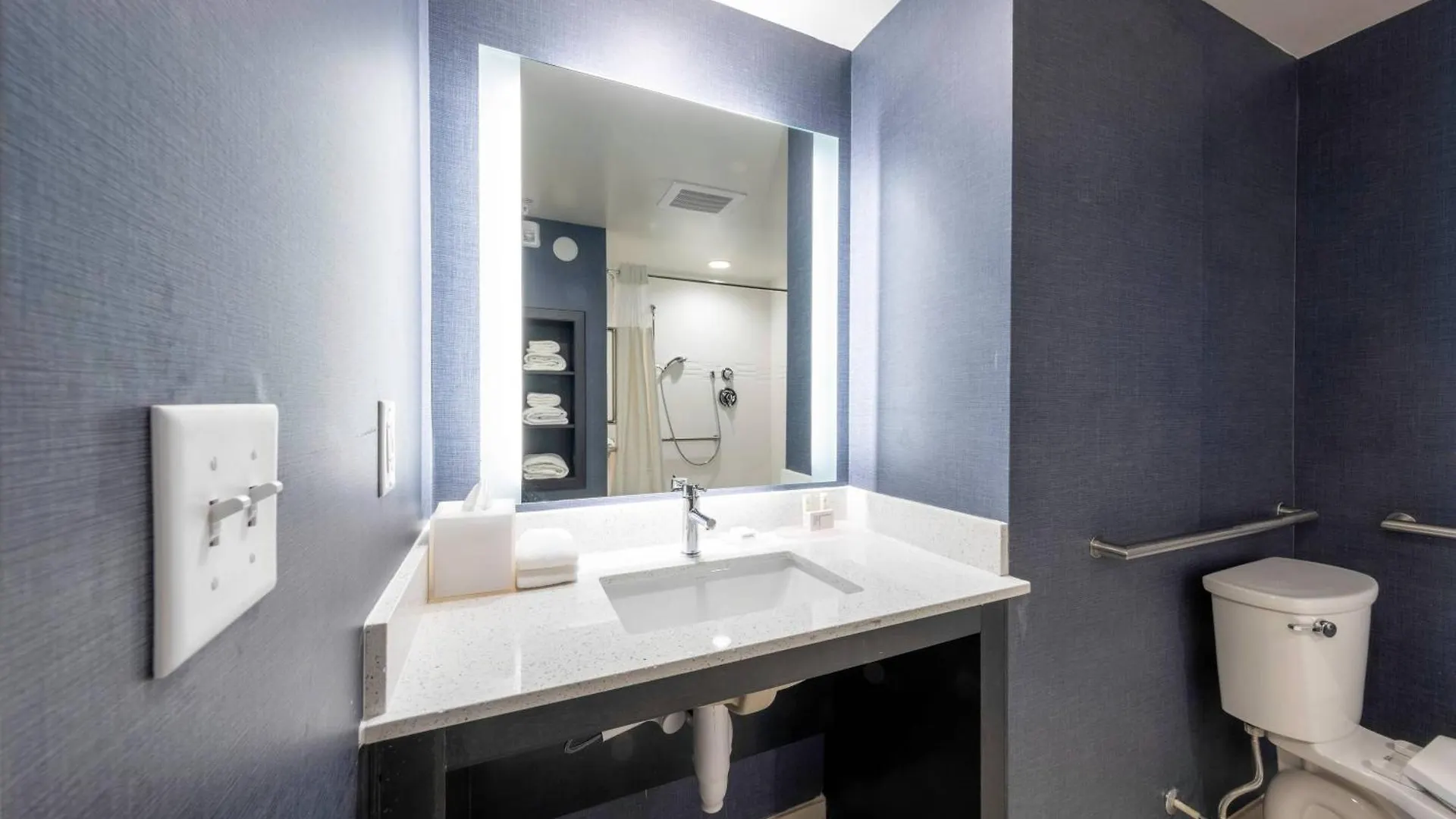 Residence Inn By Marriott Richmond At The Notch Short Pump 3*,